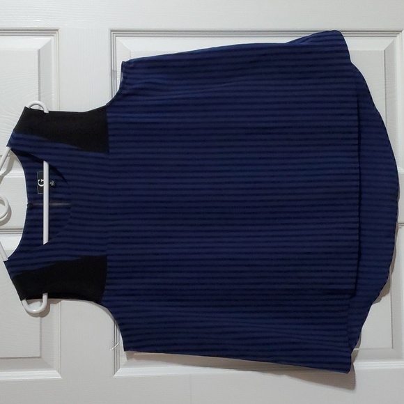 G by Giulana Women's Hi Lo Sleeveless Blue Black Striped Top Size 1X - Picture 1 of 12